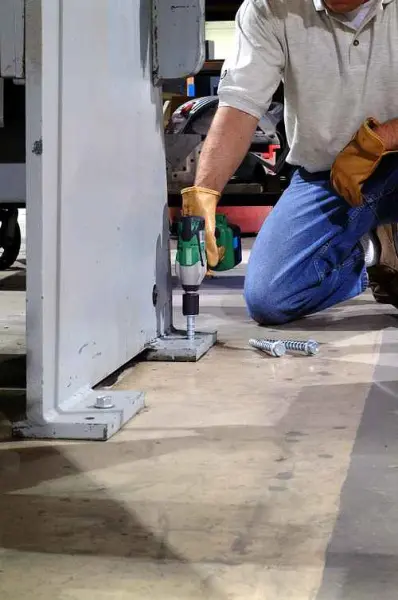 Titen HD being installed