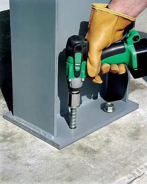 Titen HD being installed 3