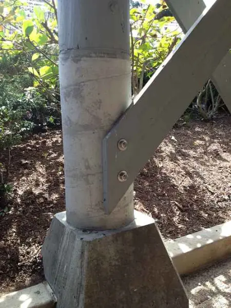 strongbolt 2 on pillar